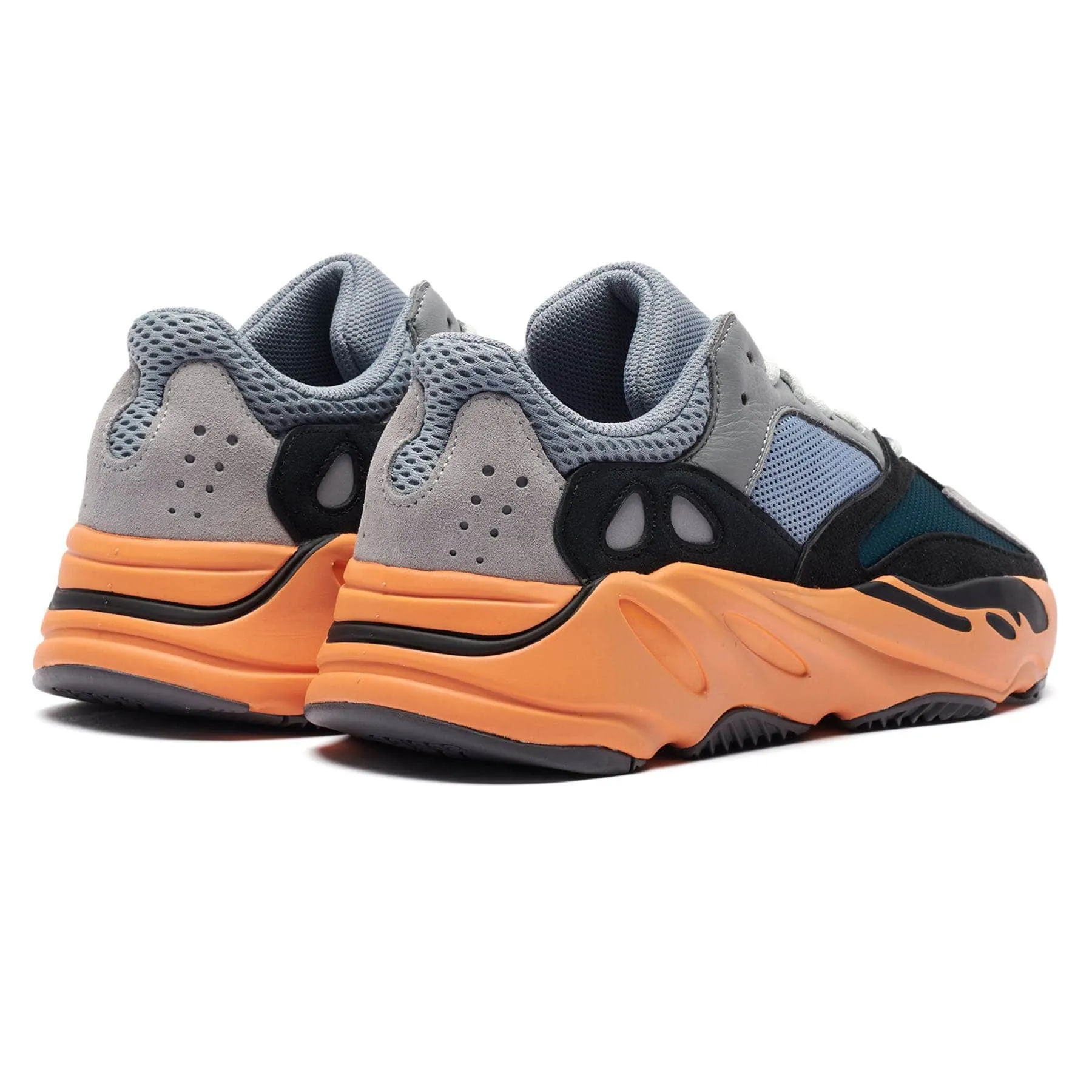 YEEZY BOOST 700 WASH ORANGE